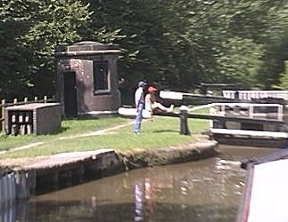 shropshire canal approach christleton chester lock union